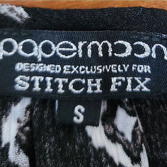 Paper Moon Women's Round Neck With Tie Elastic Sleeve Top Size Small - Picture 7 of 8